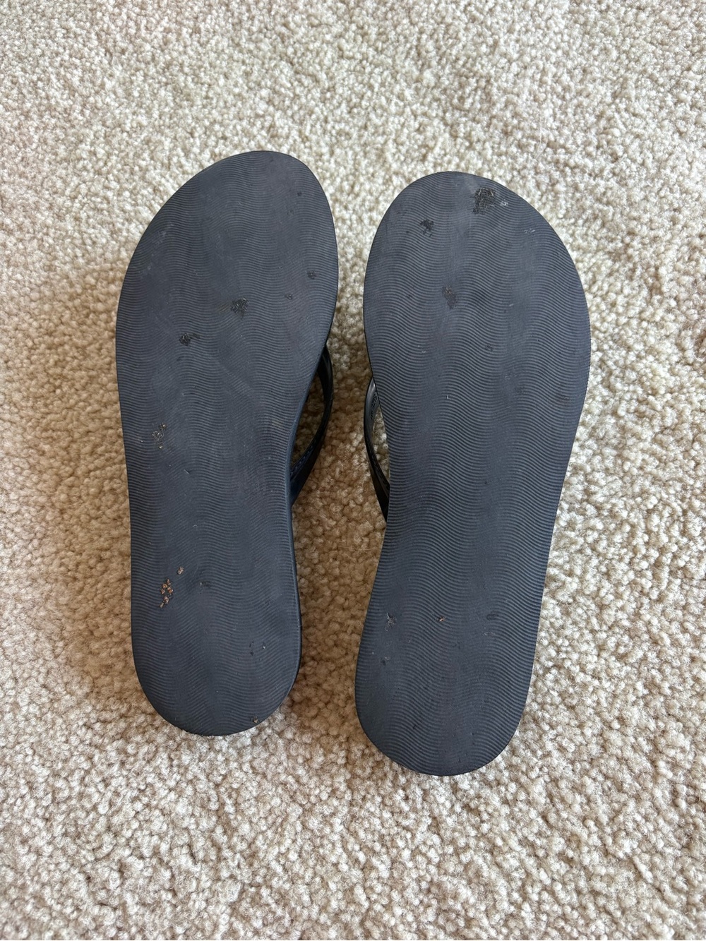 Tory Burch Black Flip Flop Sandals with Gold Logo Accent - Picture 3 of 3